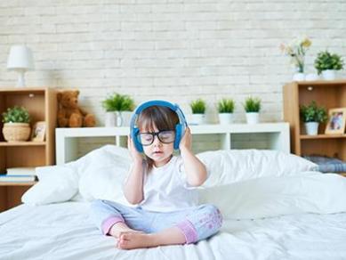 Active Listening: How to Use Audio to Empower Every Student’s Learning Journey 